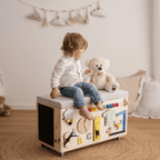 Montessori-Spielzeugkiste mit vielfältigen Aktivitäten