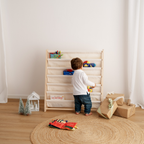 Vertikales Montessori-Bücherregal