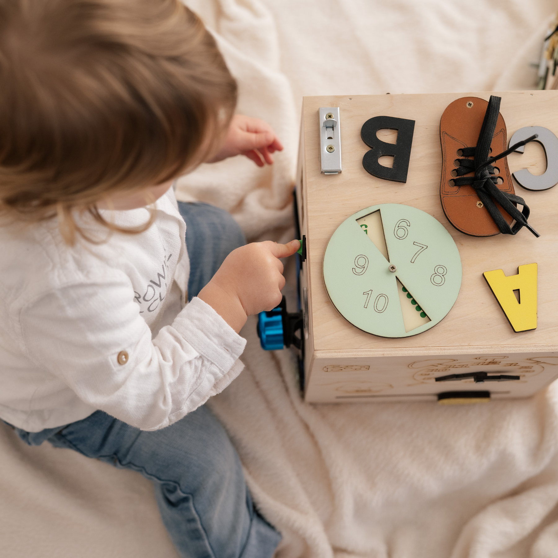 Montessori-Interaktiver Multiaktivitätswürfel
