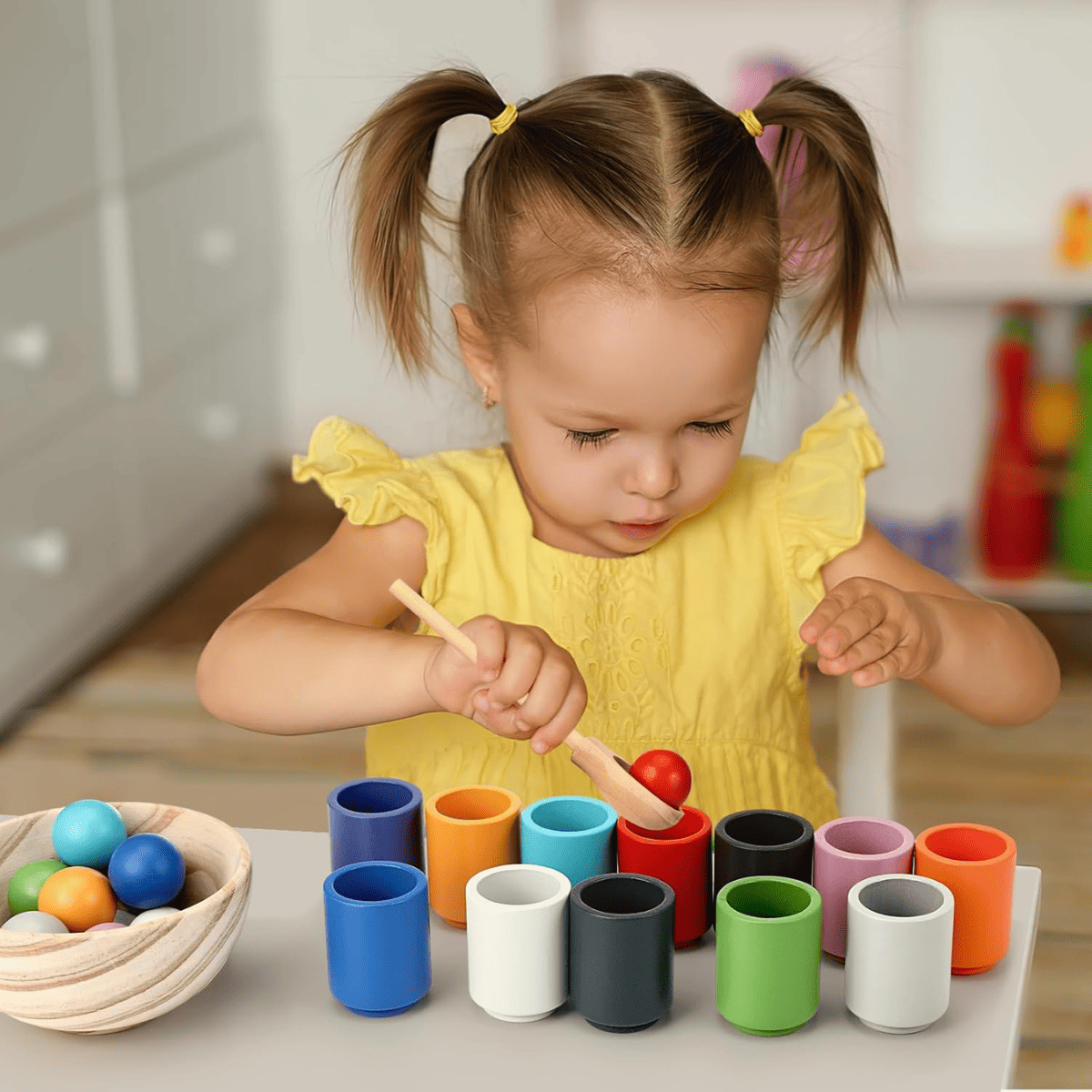 Geschicklichkeitsspiel „Balls in Cups“