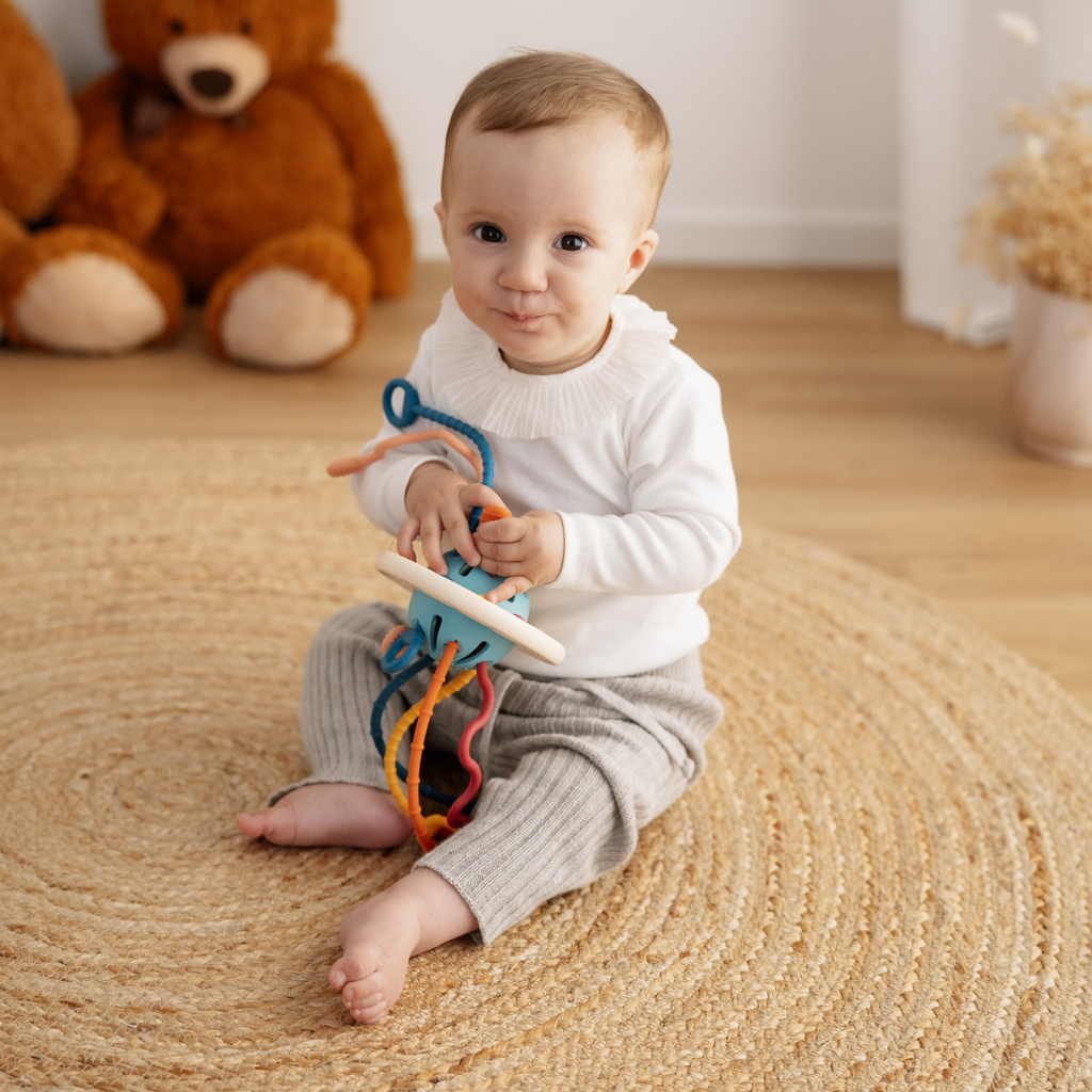 UFO-Raumschiff-Sinnesspiel für Babys