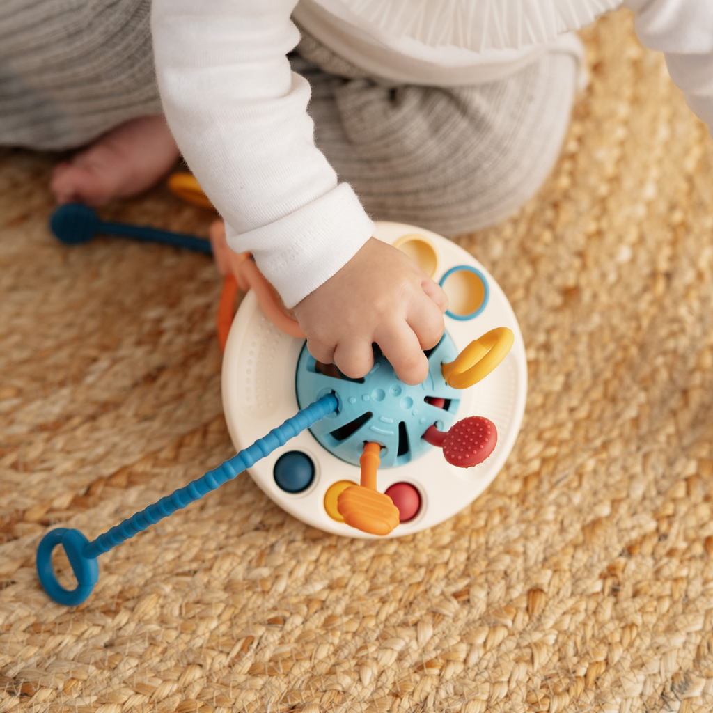 UFO-Raumschiff-Sinnesspiel für Babys