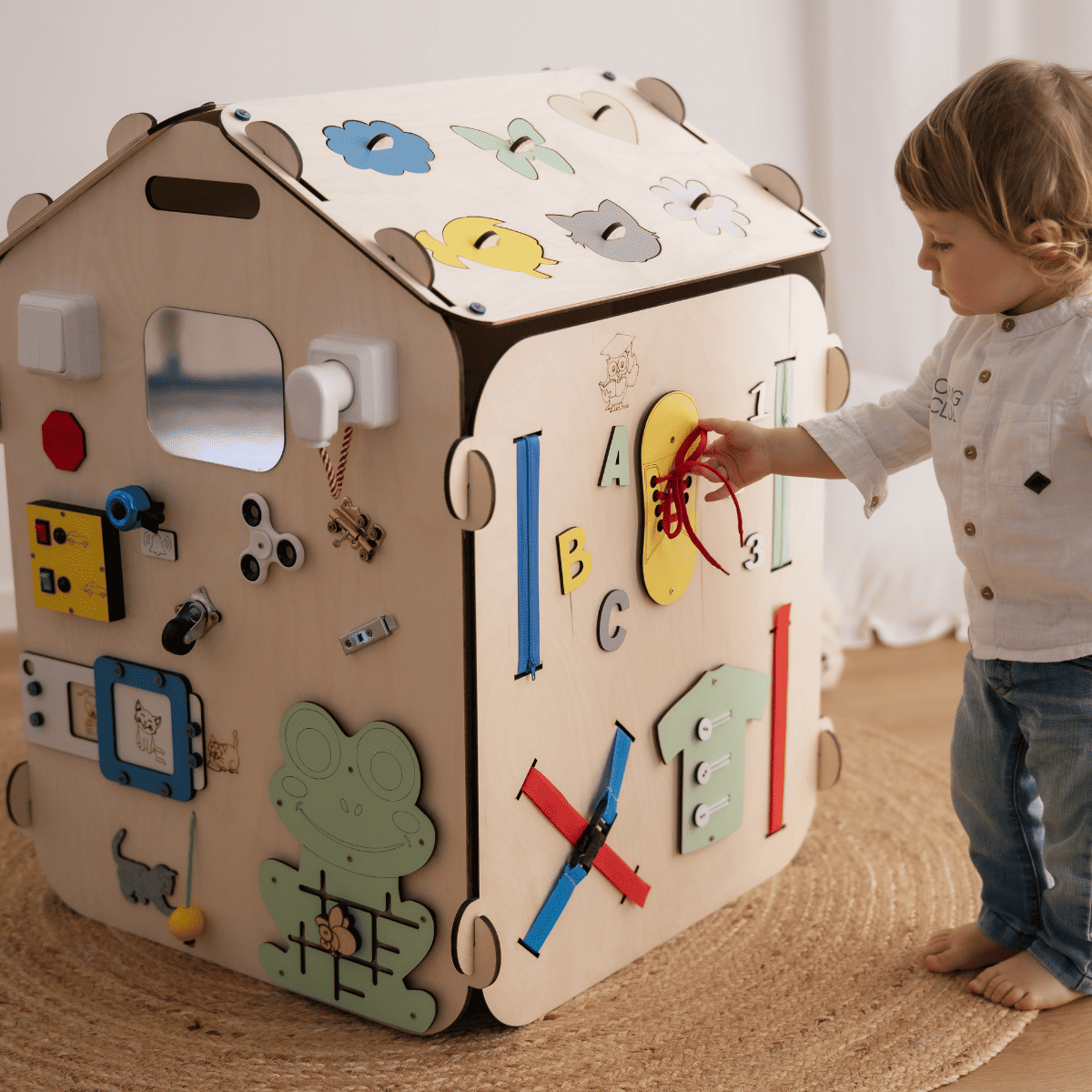 Happy Home Maxi Montessori Mehrzweckhaus