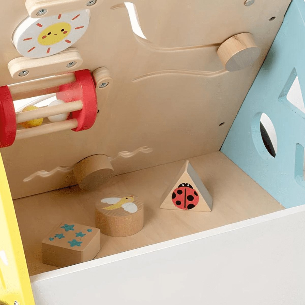 Regenbogenfarbener Multifunktions-Montessori-Wagen für die ersten Schritte
